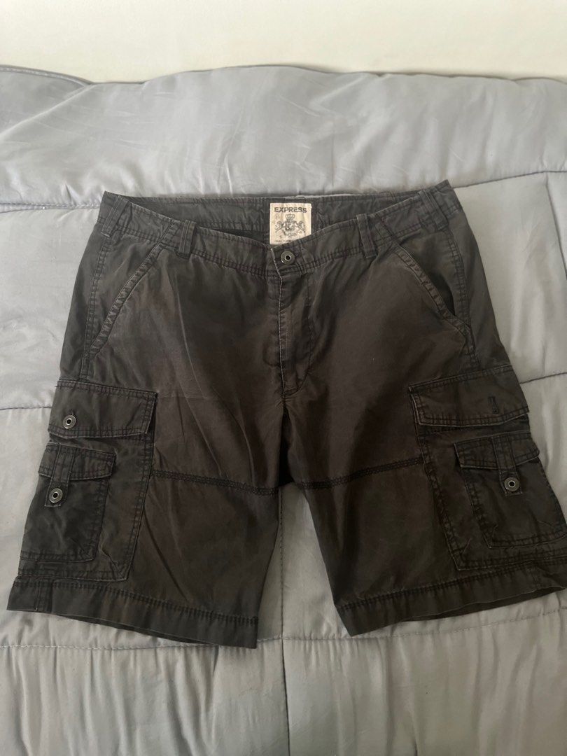 Express cargo shorts top