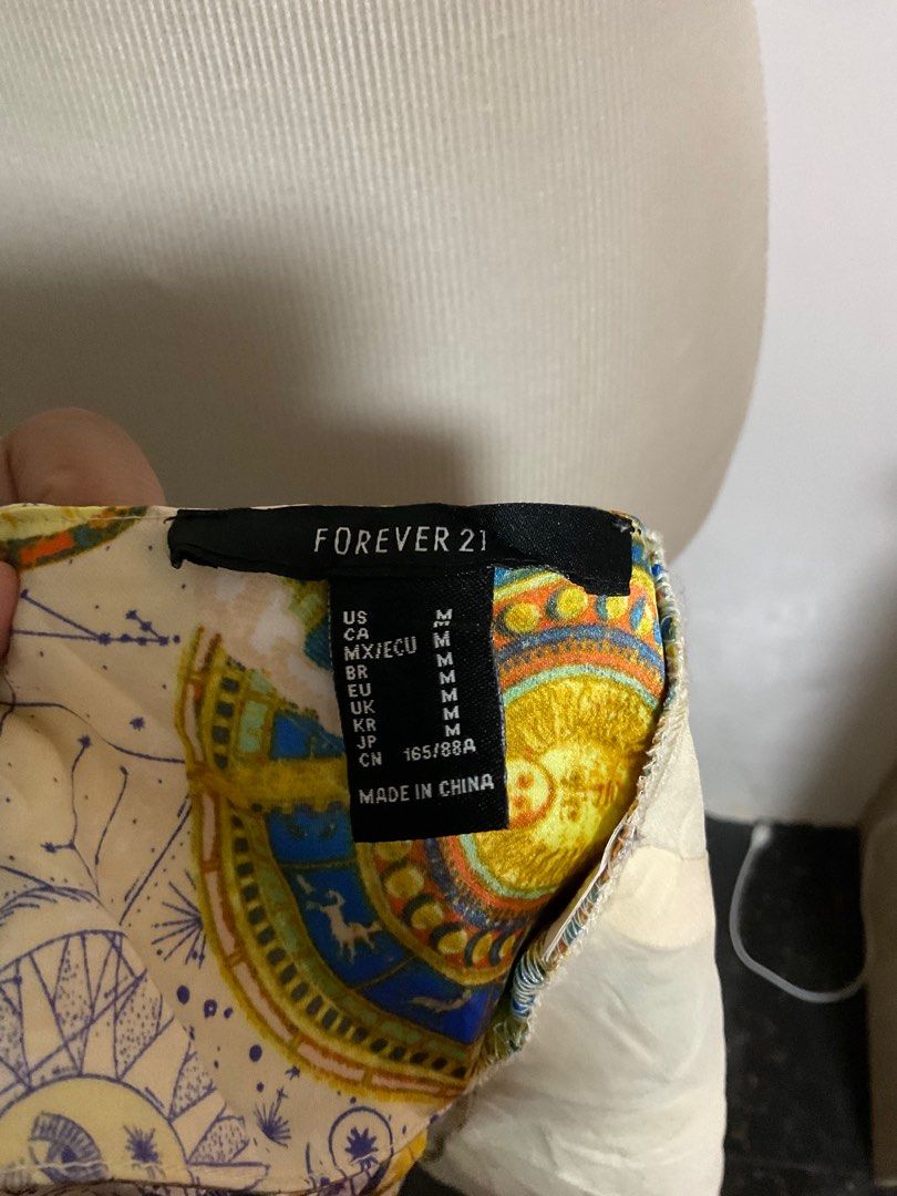 forever 21 satin Celestial Print Tie Back Cami Top Size (Category: Sleeveless) located in Tuguegarao City. Submitted by chatingz (Listing ID 1274517854, Image 3). Description: fits: m.