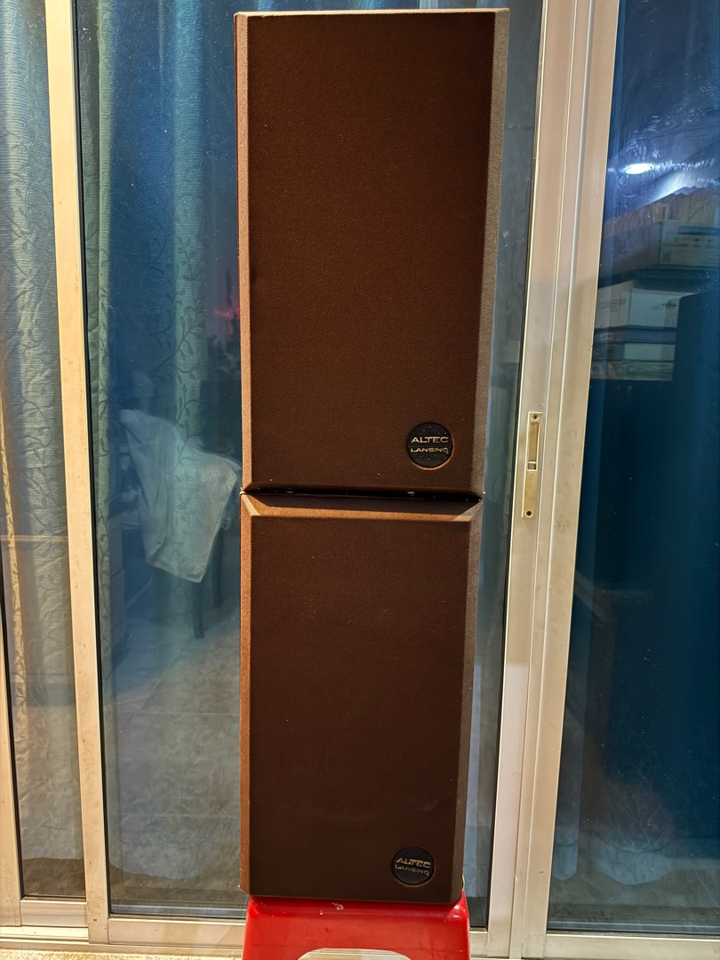 Altec one top