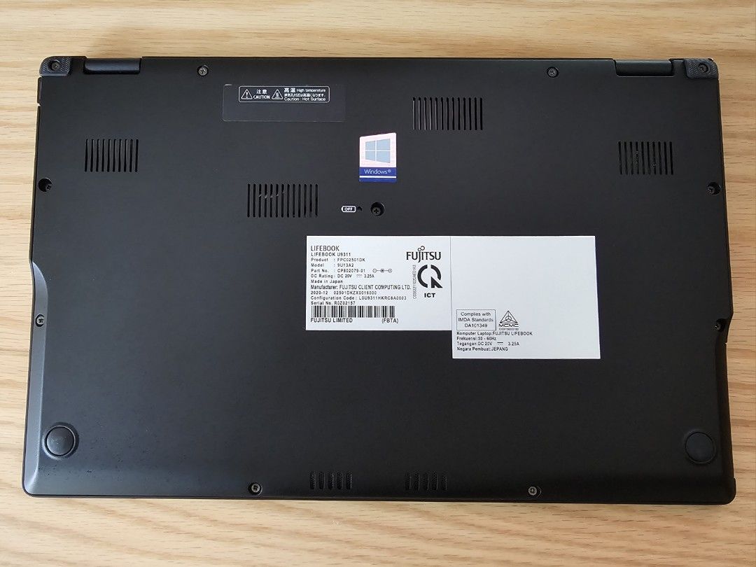 Fujitsu Lifebook U9311 i7 11代16GB Ram, 1TB SSD, 重885g, 行保有單