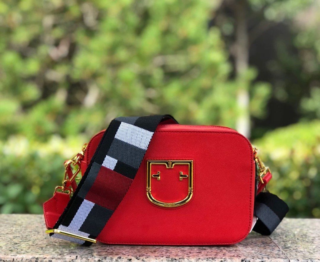 Furla 相機包 紅色 背5次而已 當初澳洲買500澳幣
