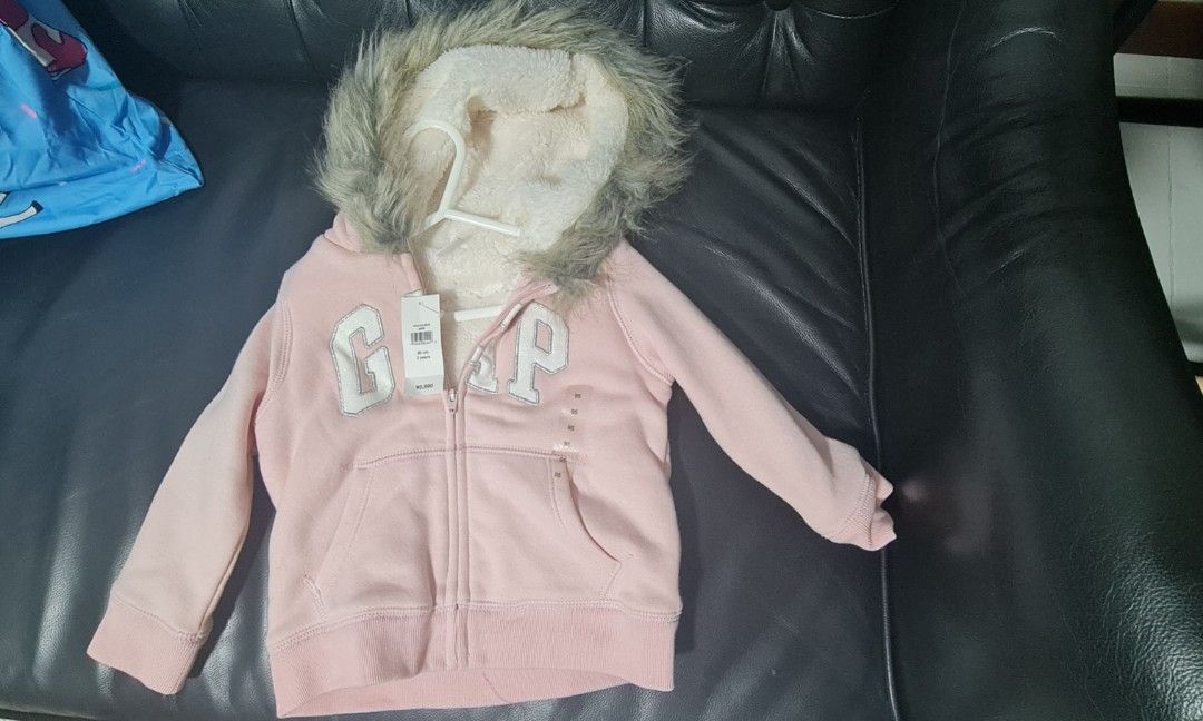 Gap fluffy jacket cheap