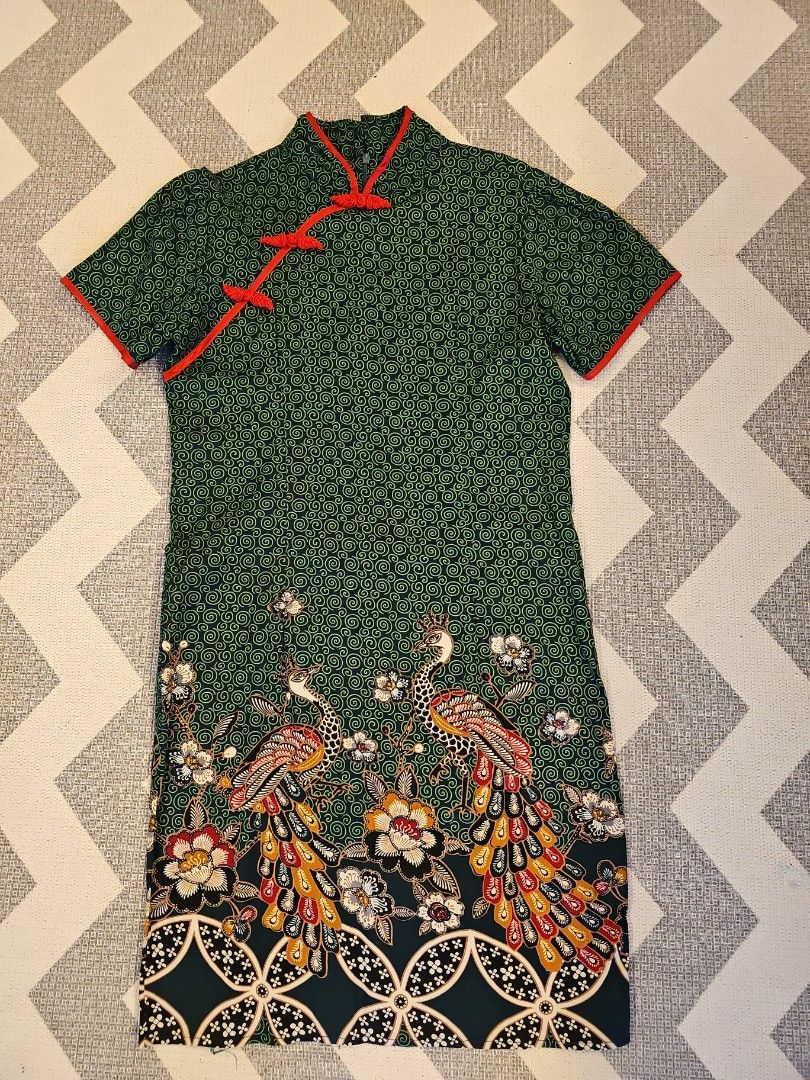 Batik sales model cheongsam