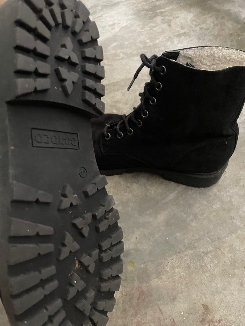 H M Black Warm Lined Boots EUR 41 Women s Fashion Footwear