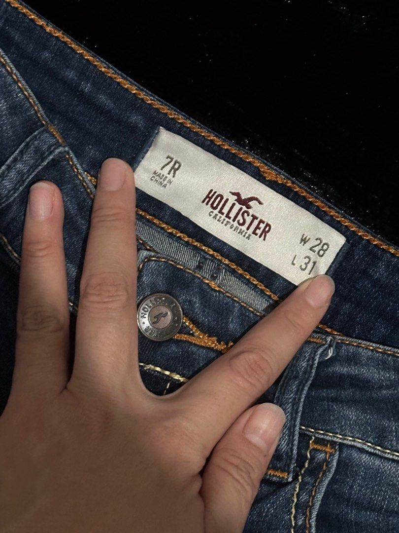 HOLLISTER CALIFORNIA RIPPED JEANS, Fesyen Pria, Pakaian Bawahan