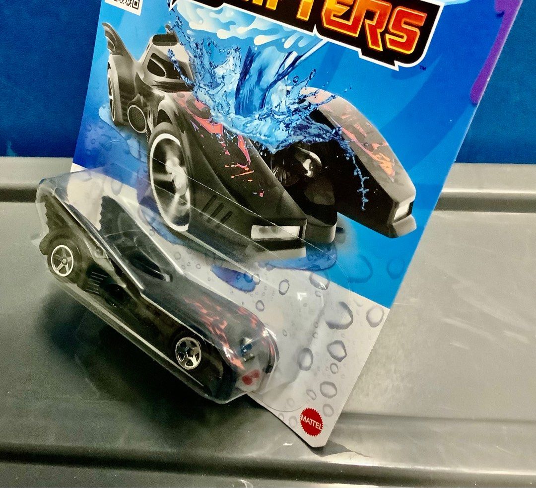 Hotwheels Batman Batmobile (Color Shifters 2023 Factory Sealed