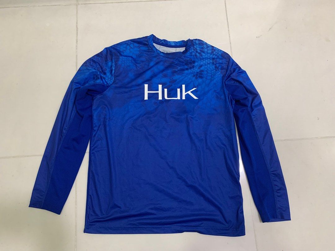 Huk men's fishing shirts size M (set of 2), Men's Fashion