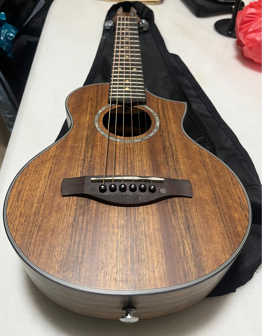 Ibanez Piccolo Guitar EWP14WBOPN, Hobbies & Toys, Music & Media