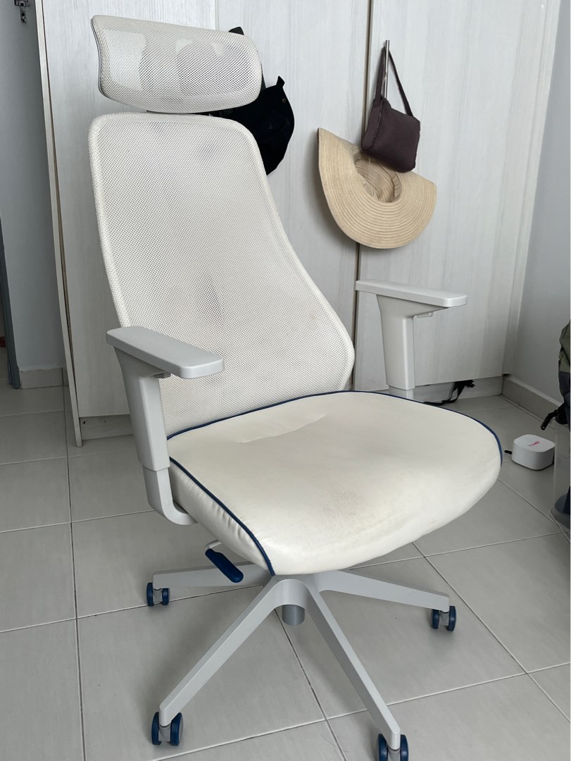 IKEA office chair MATCHSPEL, Furniture & Home Living, Furniture