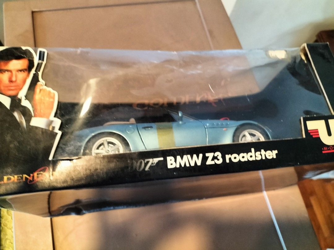 James Bond goldeneye bmw z3, Hobbies & Toys, Toys & Games on Carousell