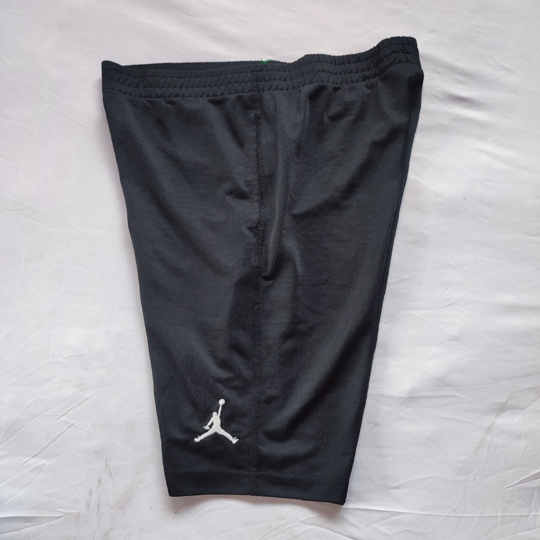 Jordan Padded Knee Sleeve S/M Black, Men's Fashion, Activewear on Carousell