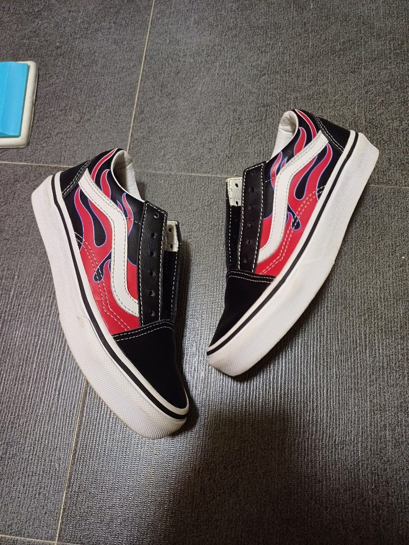 Red vans old skool kids outlet