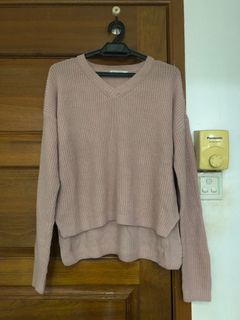 (Category: ) located in . Submitted by glowxupxpreloved (Listing ID 1274544519, Image 1). Description: .