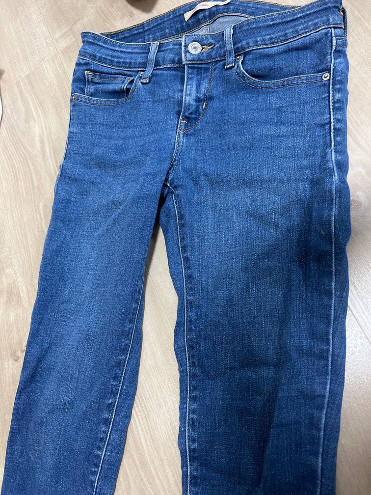 Levis 25 size 2025