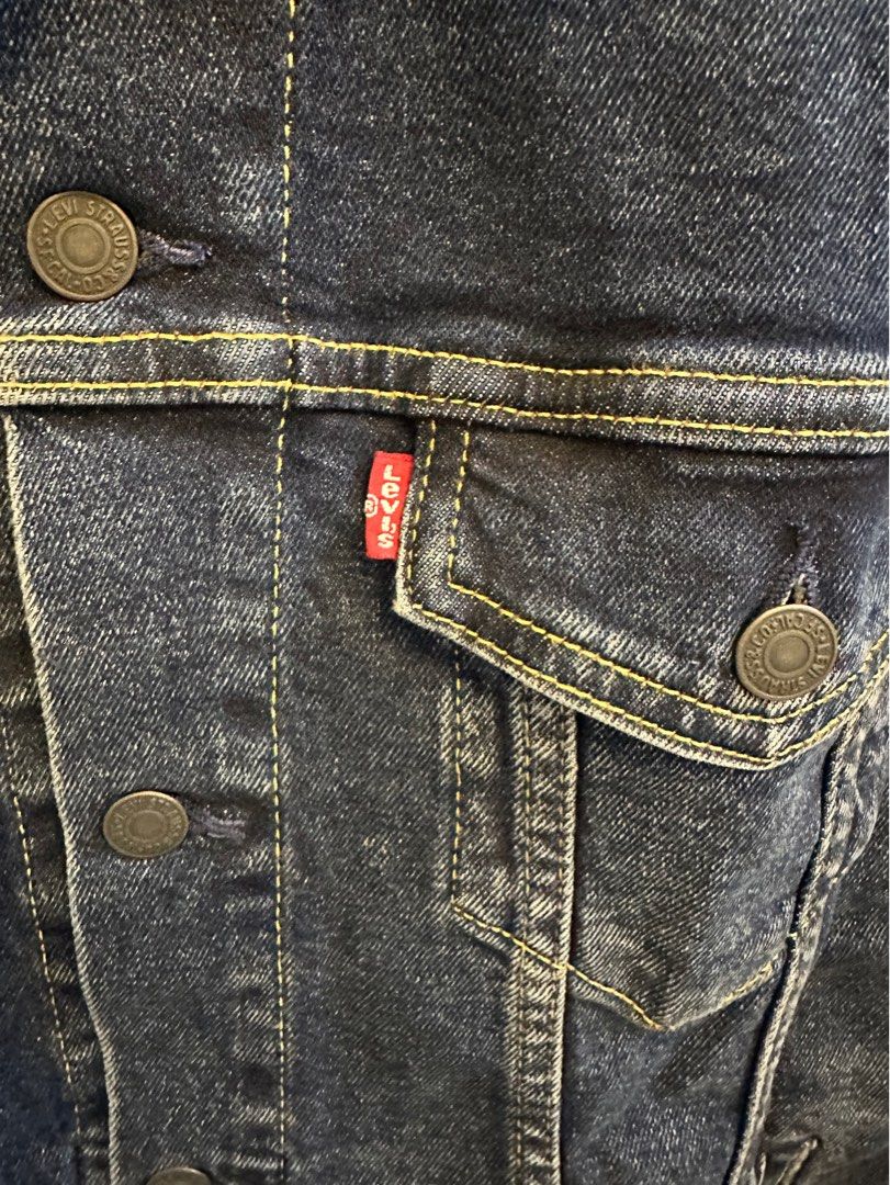 Levi's stretch on sale denim jacket