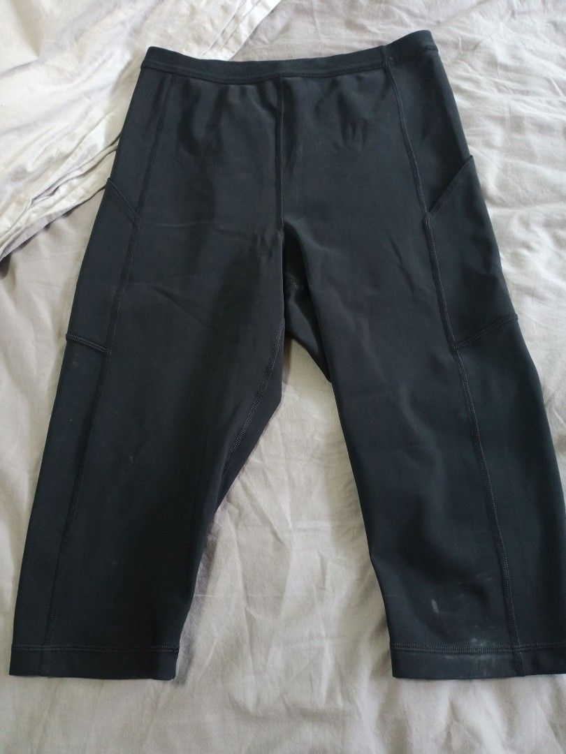 Lululemon knee length shorts store