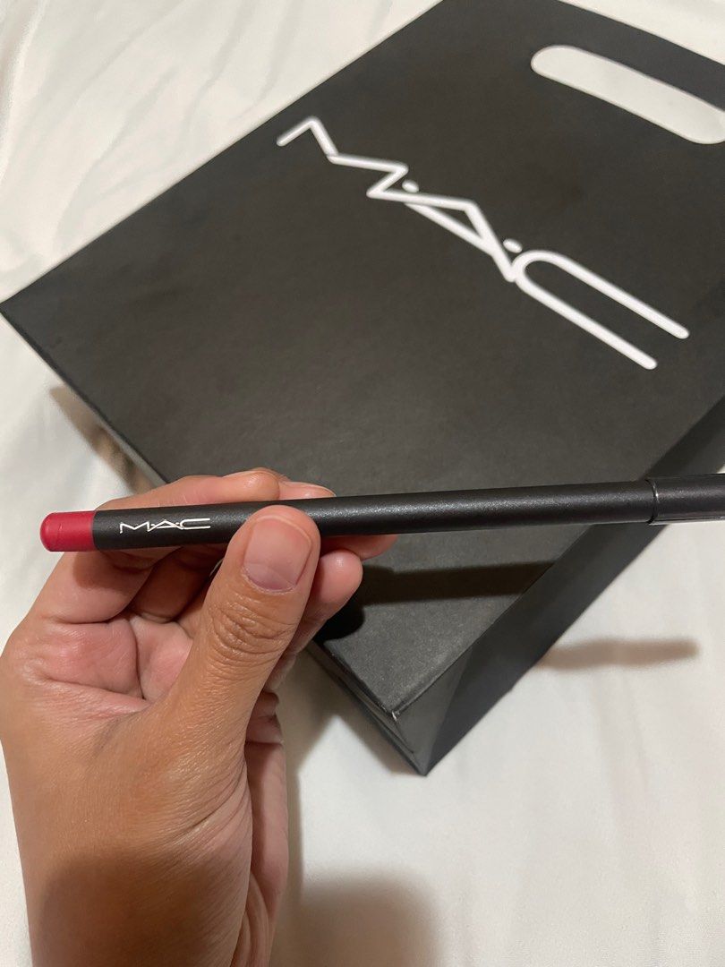 MAC lip liner (Category: Makeup) located in Mandaluyong City. Submitted by ayarys (Listing ID 1274422413, Image 1). Description: Authentic UNUSED MAC lip pencil in cherry Mall price: 1,350 Manufacturing date: 08/2023.