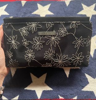 (Category: ) located in . Submitted by angelabustos (Listing ID 1274431184, Image 1). Description: .
