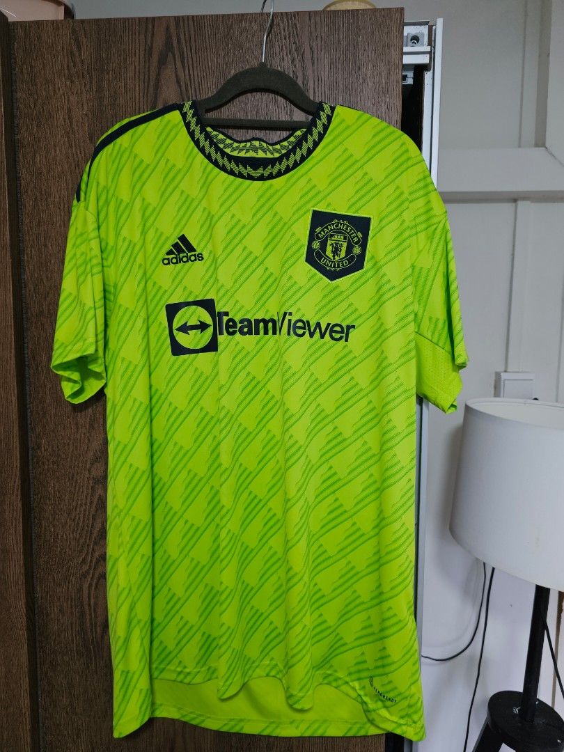 Kit Alt Manchester United 22/23 Alt kit, Men's Fashion, Activewear on Carousell