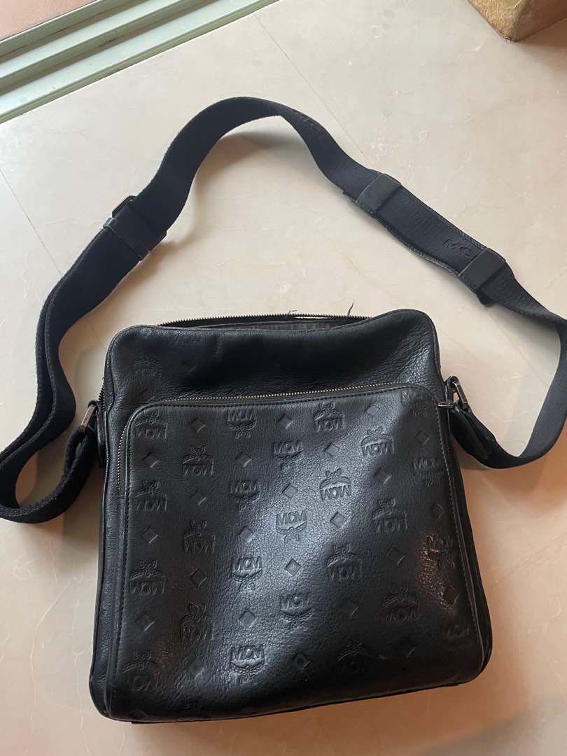 Mcm messenger new arrivals bag black