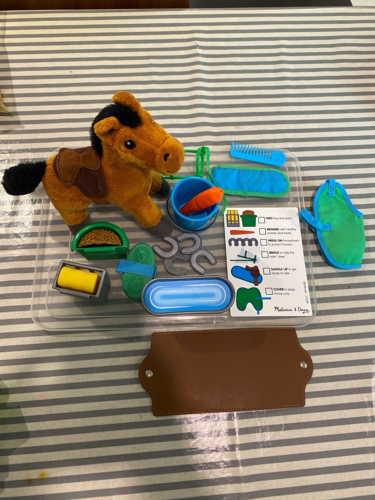 Melissa and Doug Horse Feeding and Care Toy Hobbies Toys Toys