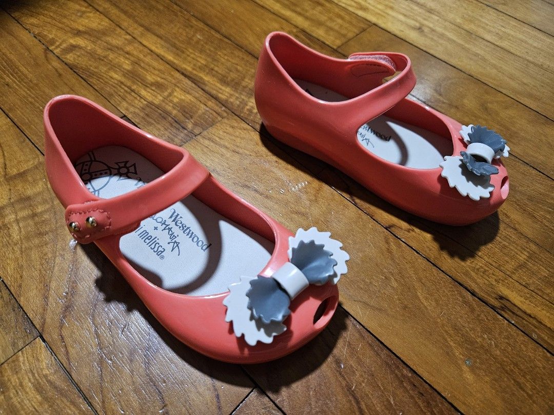 Mini Melissa Vivienne Westwood kids size 7 for 2yo