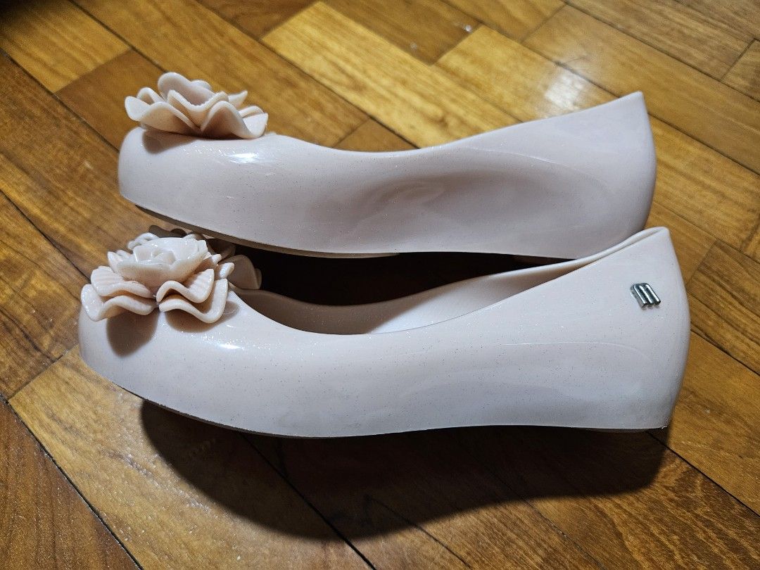 Children's size 13 best sale in women's