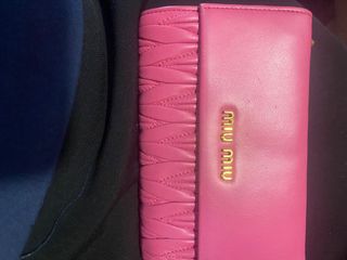 (Category: ) located in . Submitted by angel (Listing ID 1274451067, Image 1). Description: .