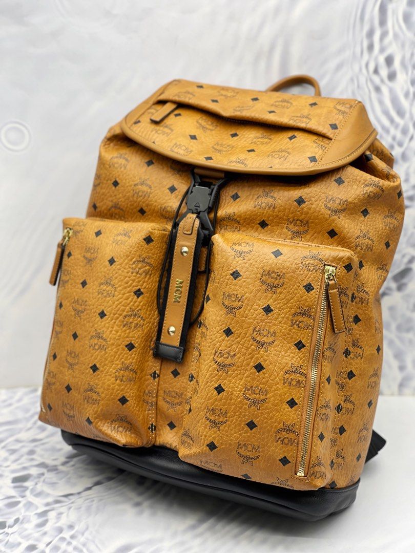Kreuzberg backpack deals in visetos
