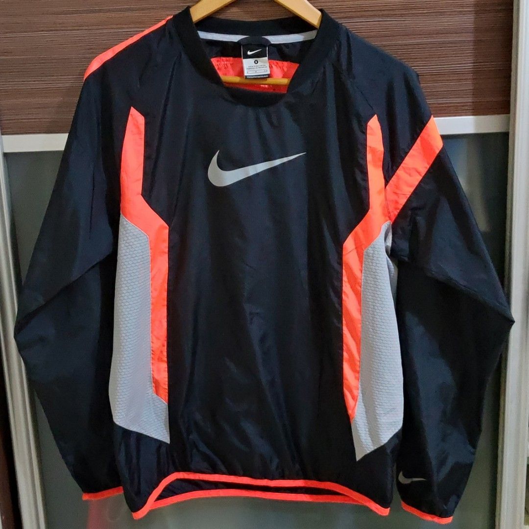Nike pullover windbreaker jacket on sale