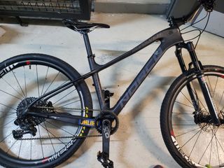 （分類：）位於 。 由 toyota_model 提交（商品編號 1274488727，圖片 1）。簡介： 。