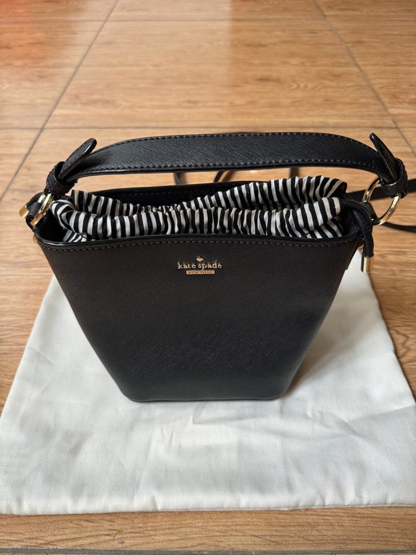 Kate spade cameron cheap street pippa bucket bag