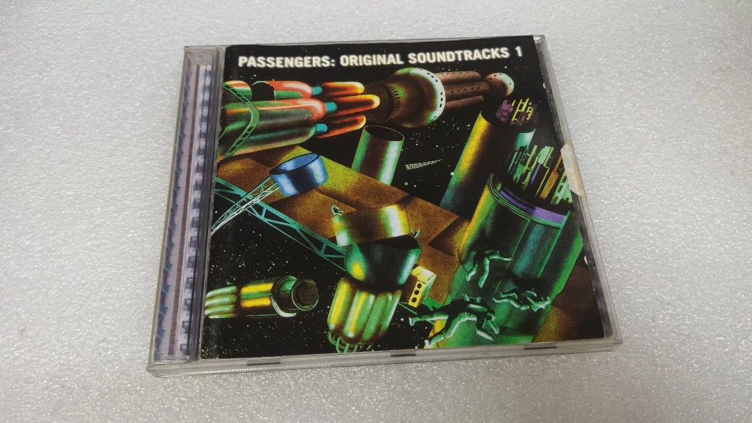 Passengers – Original Soundtracks (Category: Vinyls) located in San Juan City. Submitted by bams_avvay (Listing ID 1274407280, Image 2). Description: VG+ Condition | Made in U.K. Brian Eno and U2's Side Project.