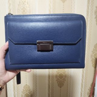 (Kategori: ) berada di . Dikirim oleh prelovedbysisiel (ID iklan 1274464747, Gambar 1). Deskripsi: .