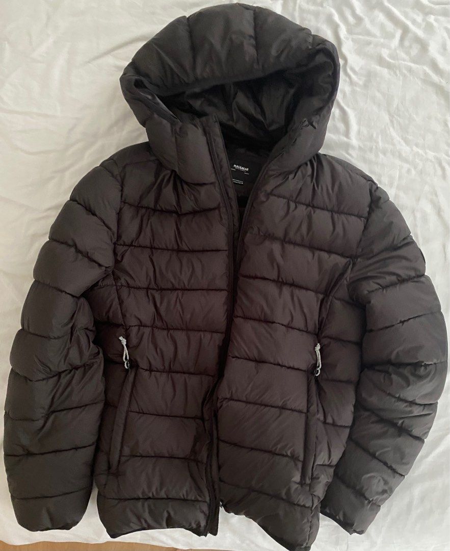 Pull and bear black puffer jacket hot sale