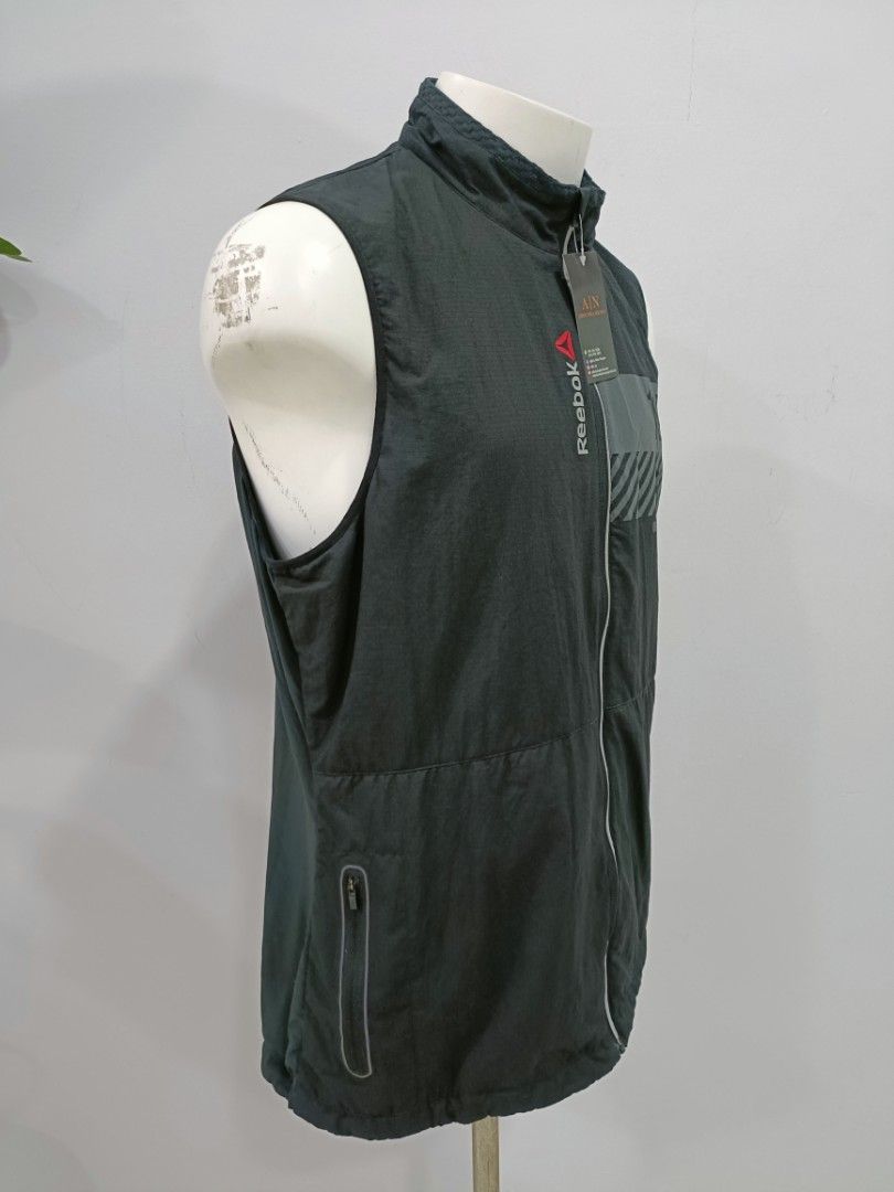 REEBOK 1 SERIES RUNNING Vest Sports Equipment Other Sports