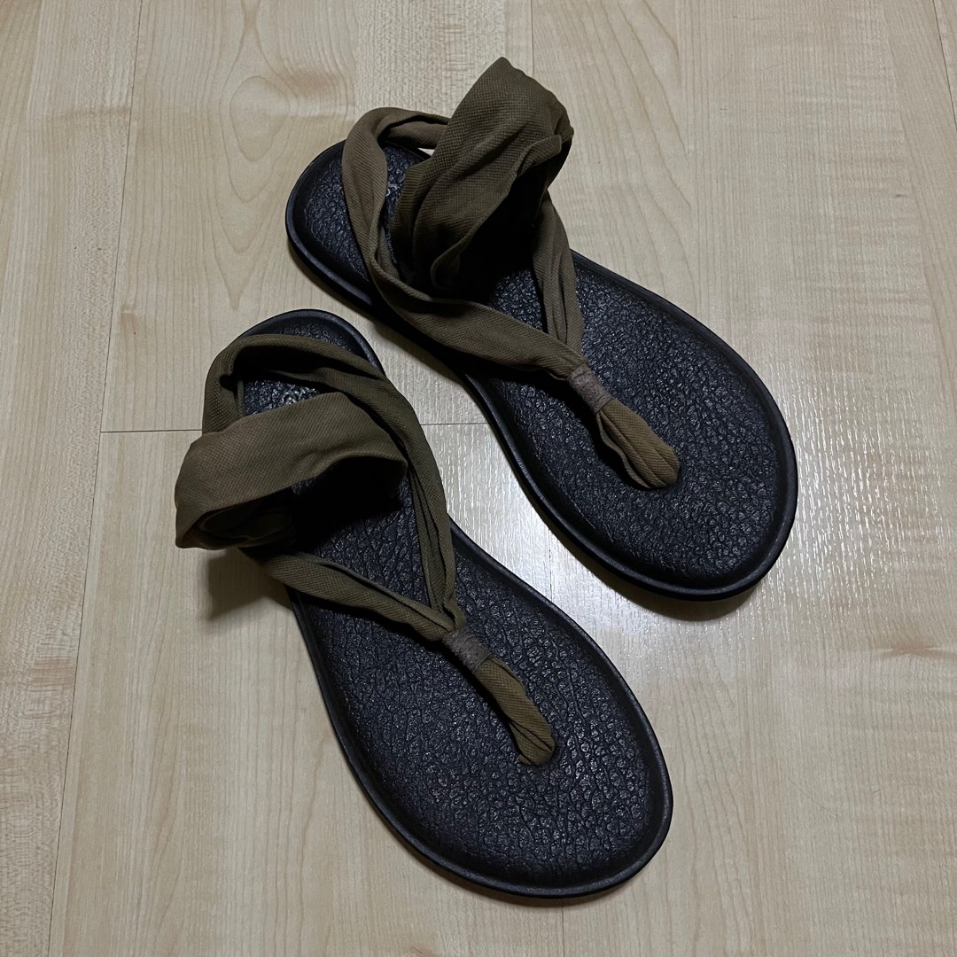 Sanuk Yoga Sling Sandals/Slippers in Olive Green, Women's Fashion,  Footwear, Sandals on Carousell