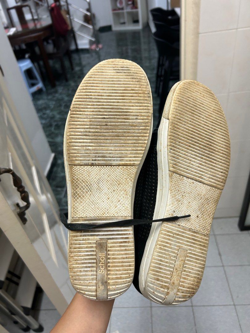 scholl memory cushion shoes