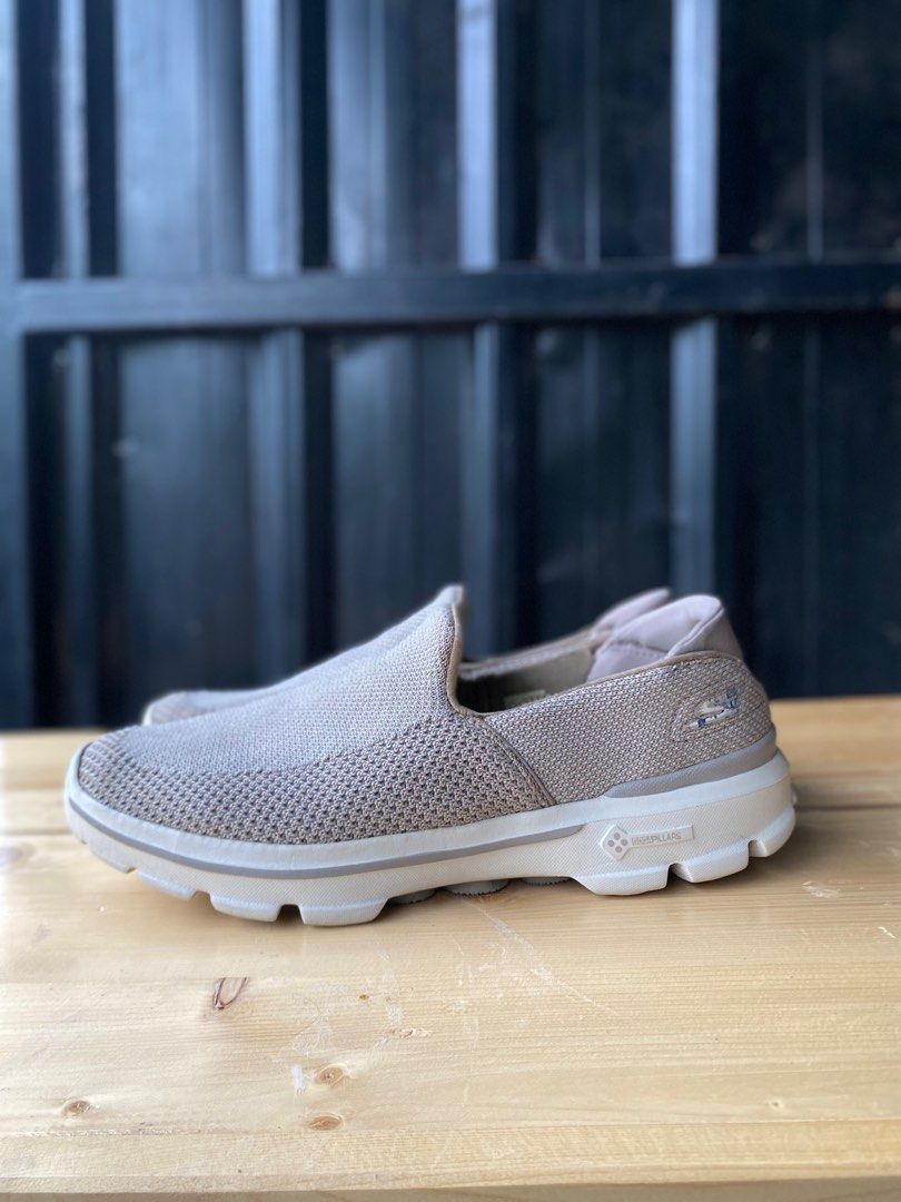Sepatu skechers go walk 3 on sale