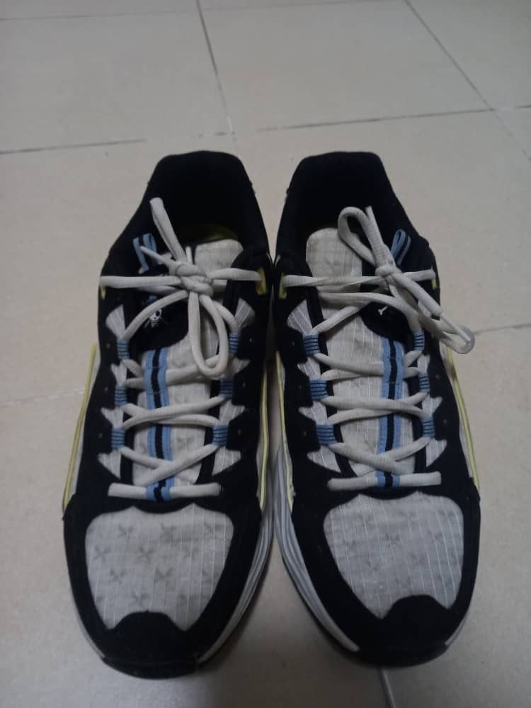 Skechers one piece original hotsell vs fake