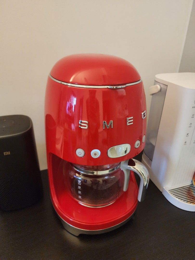 Smeg coffee drip machine, TV & Home Appliances, Kitchen Appliances