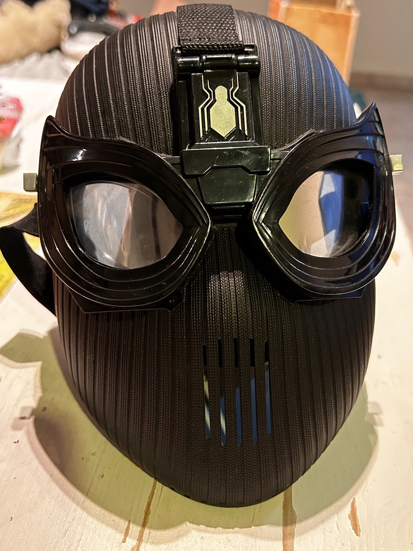 Spiderman Night Monkey Mask - Far from home, Hobbies & Toys, Toys