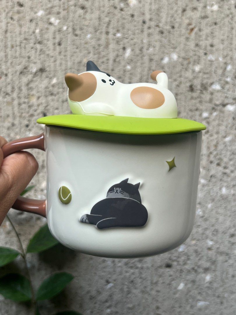 Starbucks 12oz Playful Cat Mug (Category: Other Kitchenware & Tableware) located in Paranaque City. Submitted by bcjav (Listing ID 1274497839, Image 3). Description: Starbucks Playful Cat Mug - 12oz.