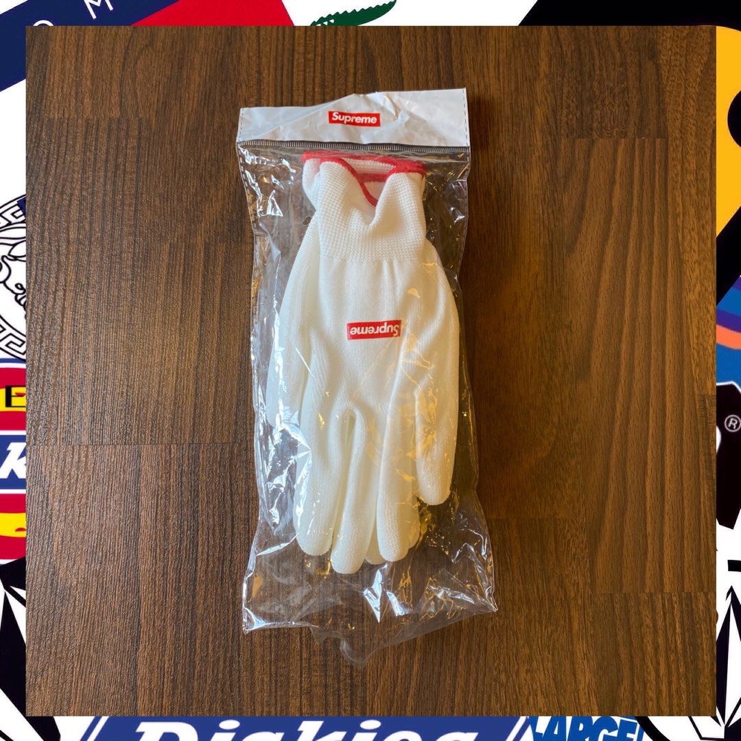 Supreme shop gloves fw18