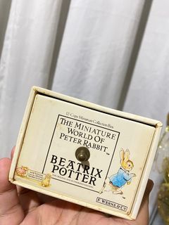The miniature wild of peter rabbit