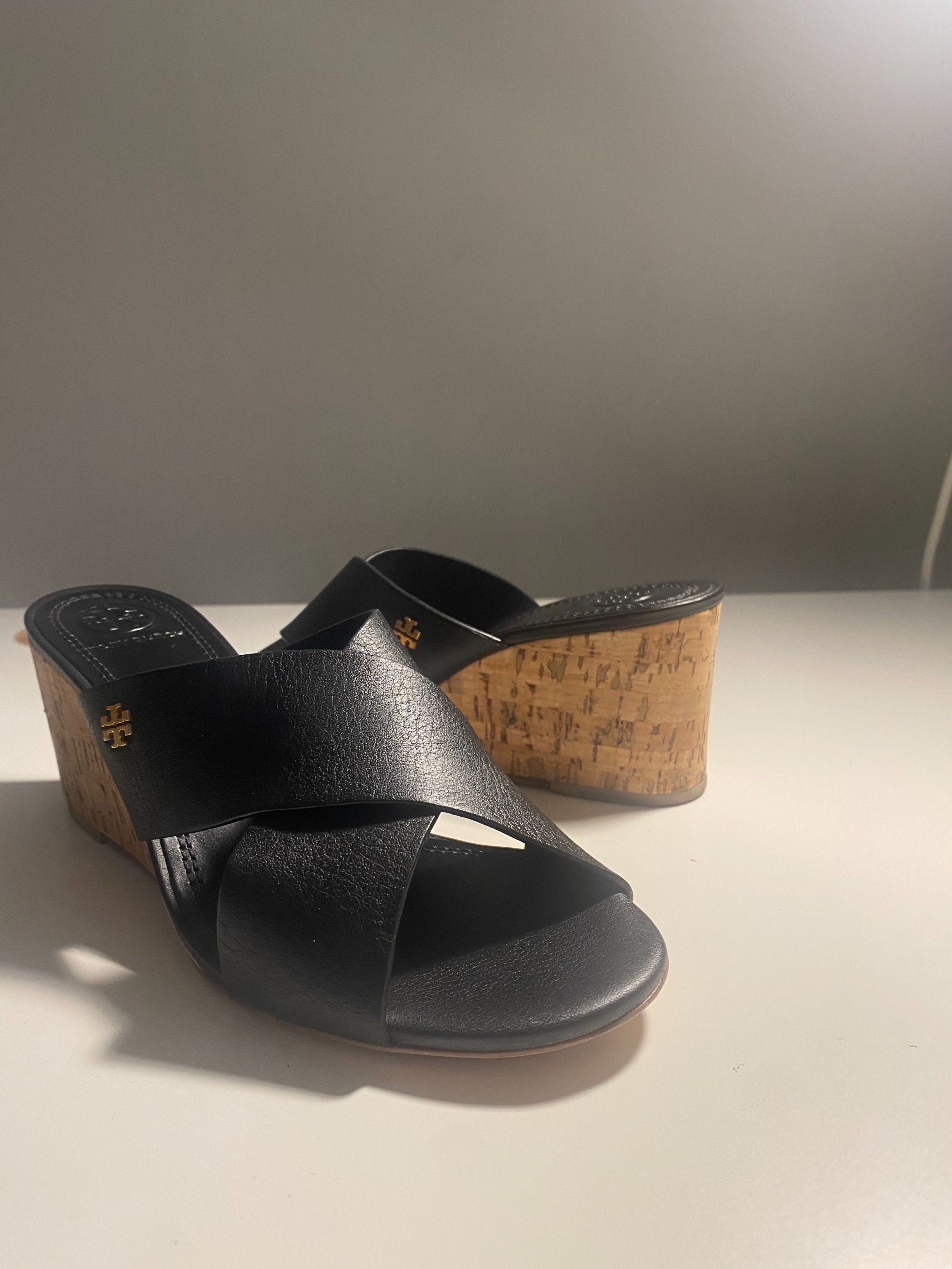 Tory best sale burch crossover