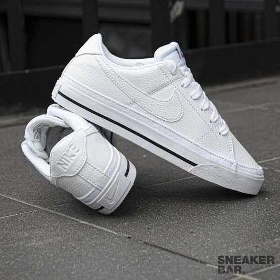 Triple white Women #39 s Fashion Footwear Sneakers on Carousell