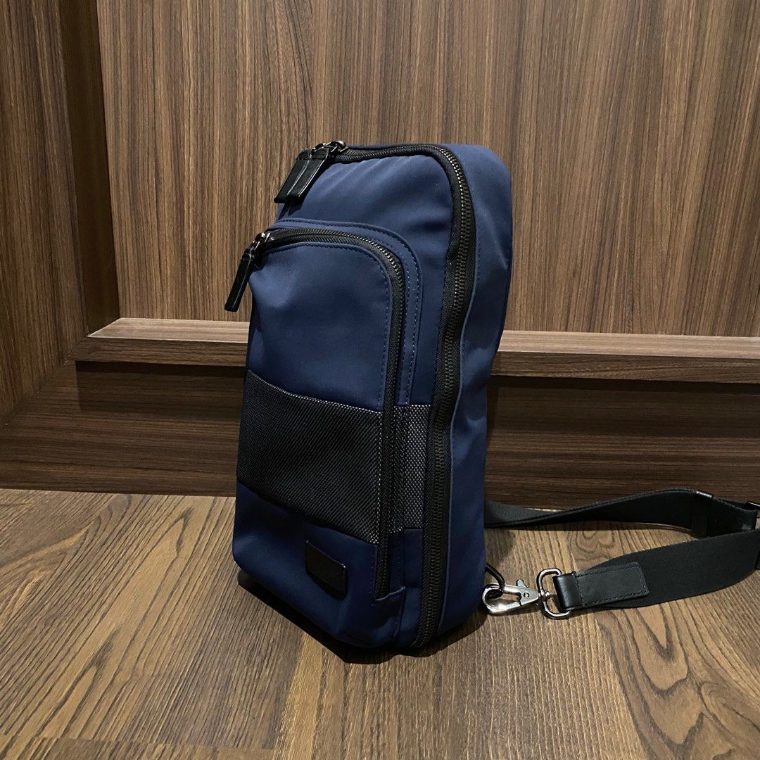 Tumi harrison outlet glen sling