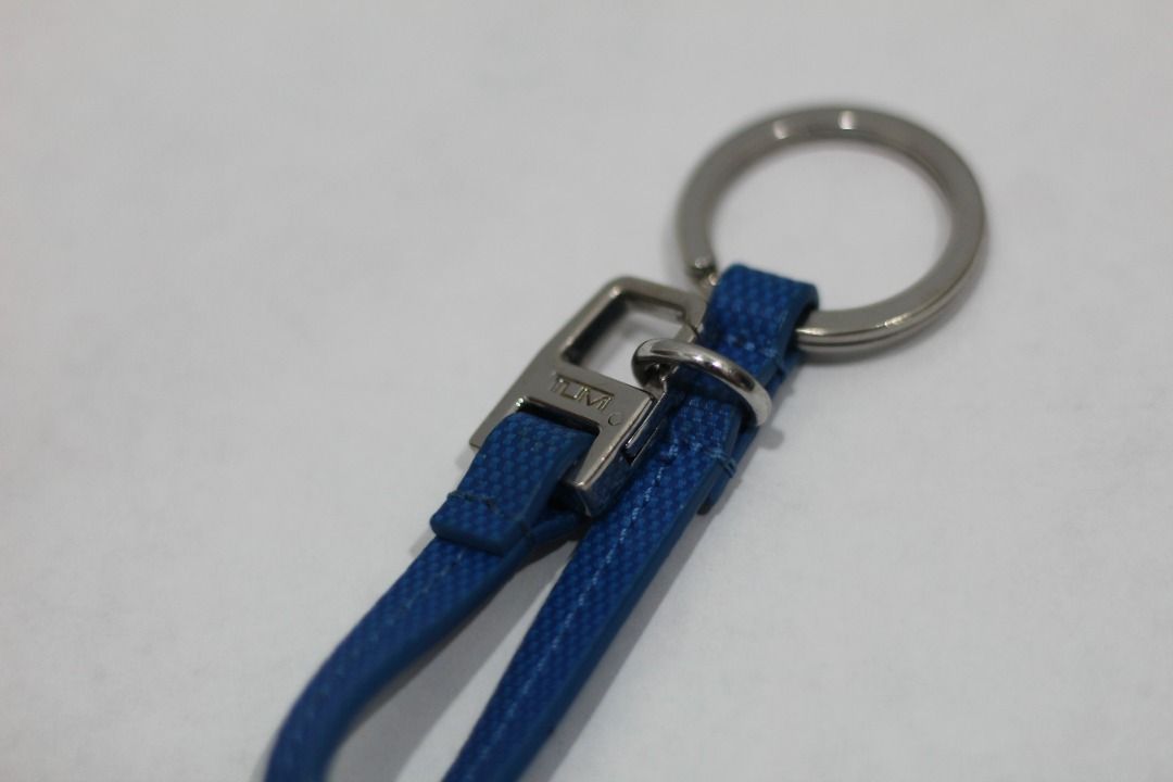 Tumi keyring store