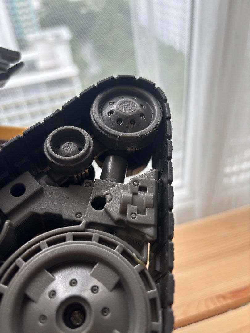 WallE walle wall e thinkway toys pixar figure u command